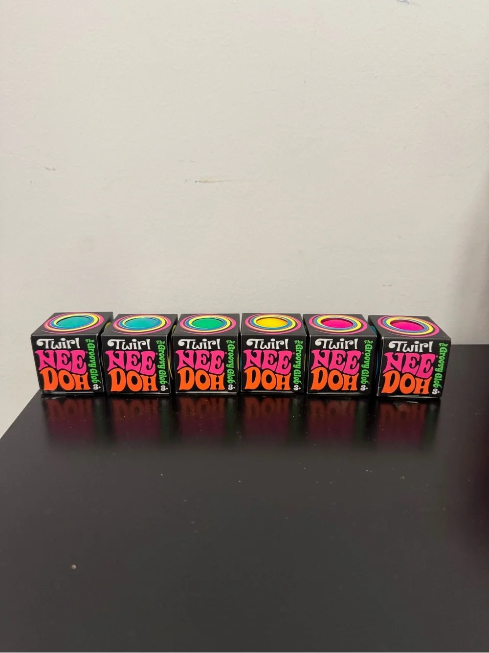 Brand new mini Needoh twirl groovy glob set of 6